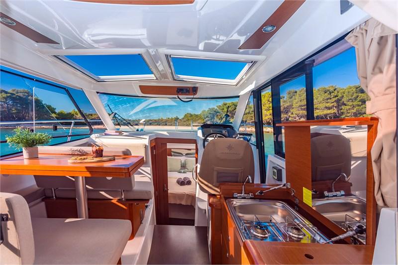 Book yachts online - False - Merry Fisher 855 - Dobrila - rent