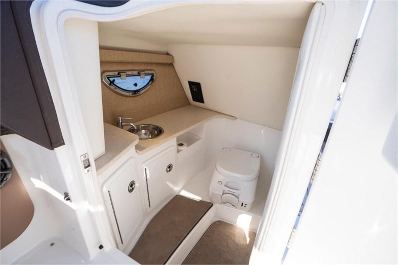 Book yachts online - False - Cobalt 263 - Wild One - rent