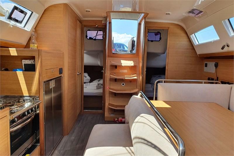 Book yachts online - False - Elan Impression 45.1 (3cab) - Urshy - rent