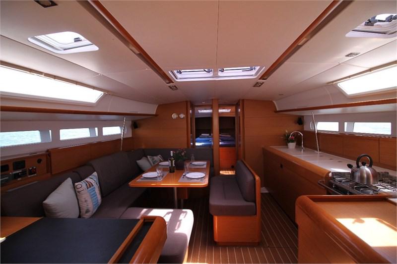 Book yachts online - False - Sun Odyssey 509 (5Cab) - Lucky Slot - rent