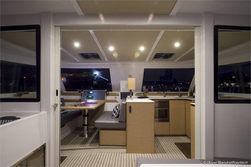 Book yachts online - False - Nautitech Open 40 (4Cab) - Golden Delicious - rent
