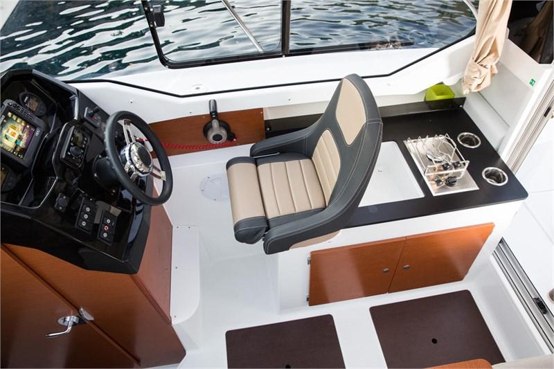 Book yachts online - False - Merry Fisher 795 - Frida - rent