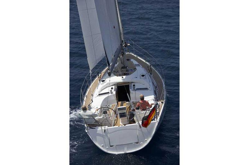 Book yachts online - False - Bavaria 40 Cruiser (3Cab) - Ruck Zuck - rent