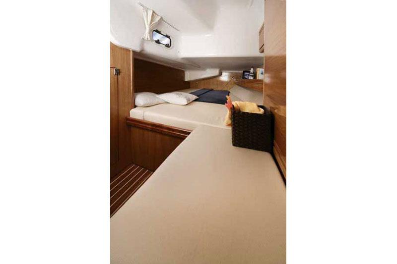 Book yachts online - False - Bavaria 40 Cruiser (3Cab) - Ruck Zuck - rent