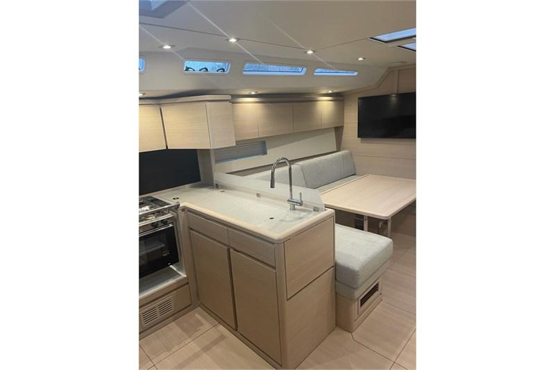 Book yachts online - False - Solaris 47 - Capriccio - rent
