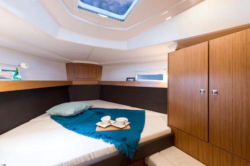 Book yachts online - False - Bavaria Cruiser 37 (3Cab) - Qing - rent