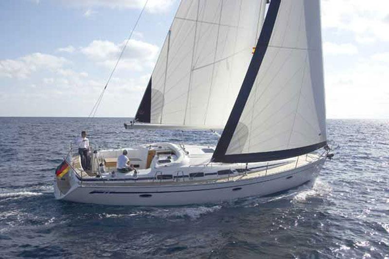 Book yachts online - False - Bavaria 43 Cruiser (3Cab) - Maverick - rent