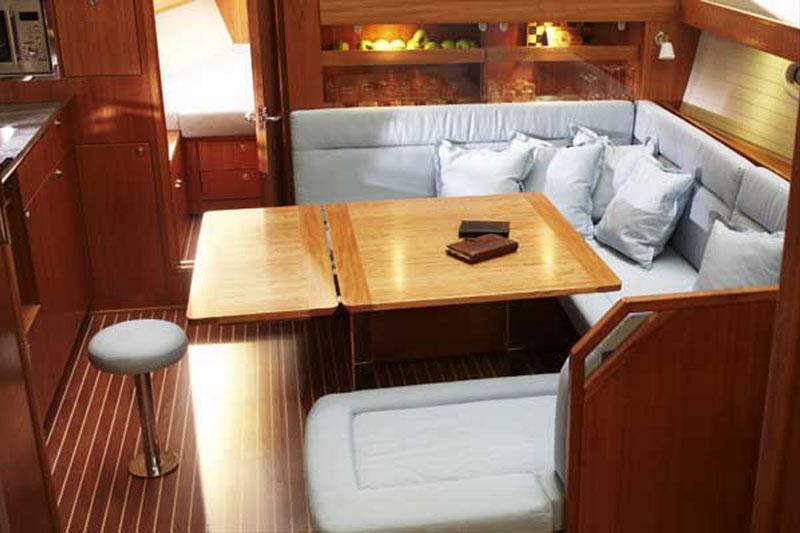 Book yachts online - False - Bavaria 43 Cruiser (3Cab) - One Moor Time - rent
