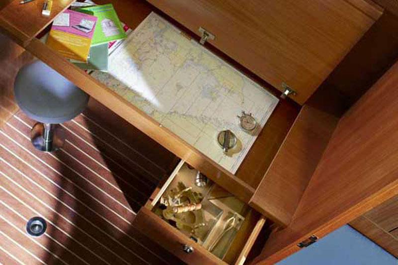 Book yachts online - False - Bavaria 43 Cruiser (3Cab) - Reel Therapy - rent