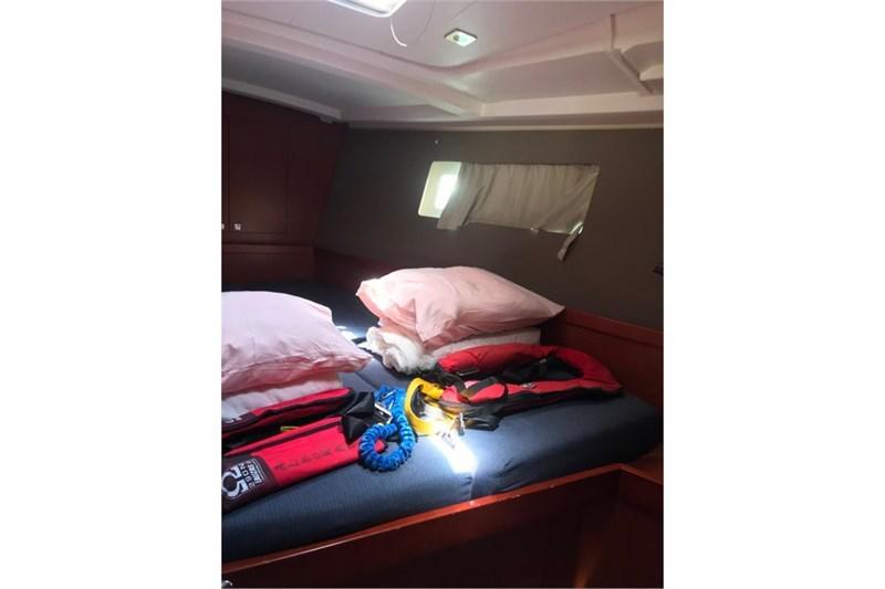 Book yachts online - False - Oceanis 45 (4Cab) - Alboran Gin Fizz (Radazul) - rent