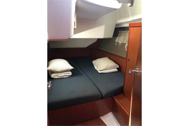 Book yachts online - False - Oceanis 45 (4Cab) - Alboran Gin Tonic (Mallorca/La Lonja) - rent