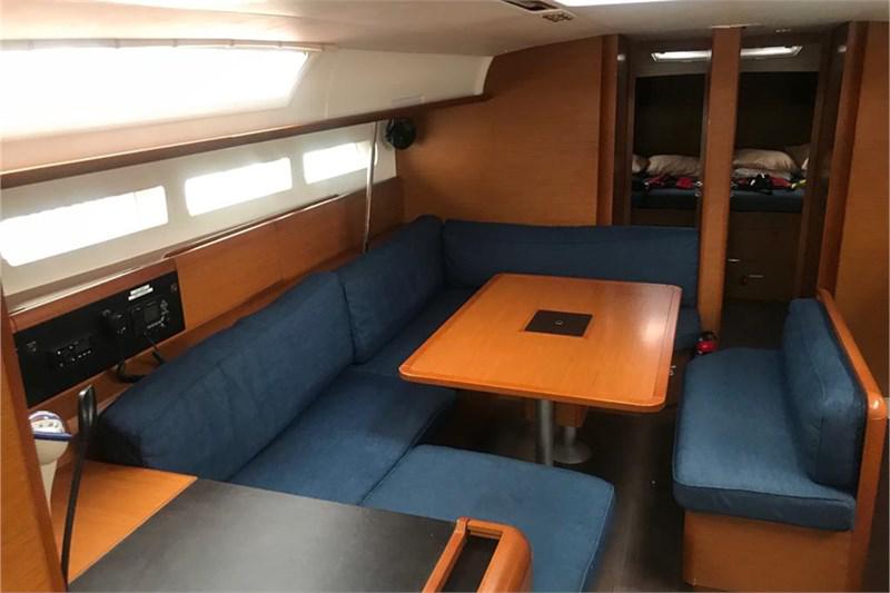 Book yachts online - False - Sun Odyssey 519 (5Cab) - Alboran Jerez (Mallorca/La Lonja) - rent