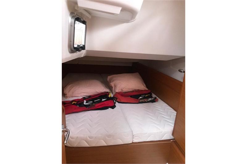 Book yachts online - False - Sun Odyssey 419 (3Cab) - Alboran Limoncello (Mallorca/La Lonja) - rent