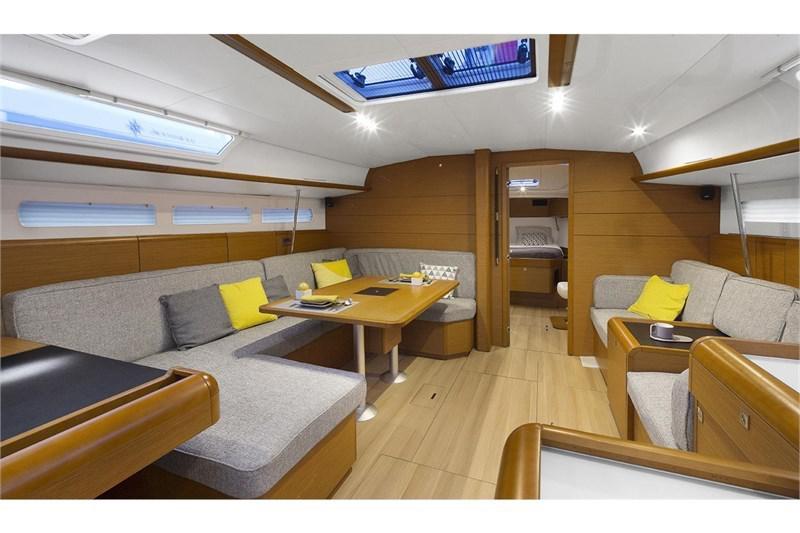 Book yachts online - False - Sun Odyssey 519 (5Cab) - Alboran Champagne (Radazul) - rent