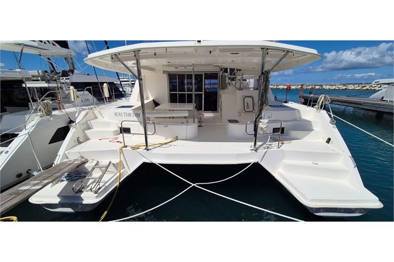 Book yachts online - False - Leopard 48 (4+1Cab) - Seas the Day - rent