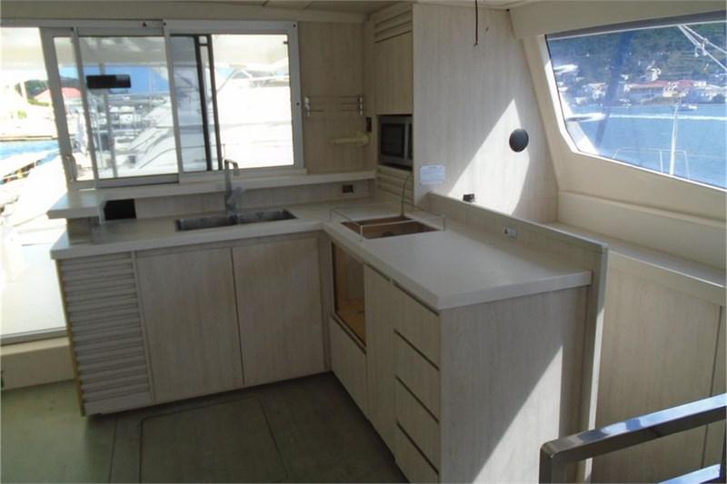 Book yachts online - False - Leopard 48 (4+1Cab) - Seas the Day - rent