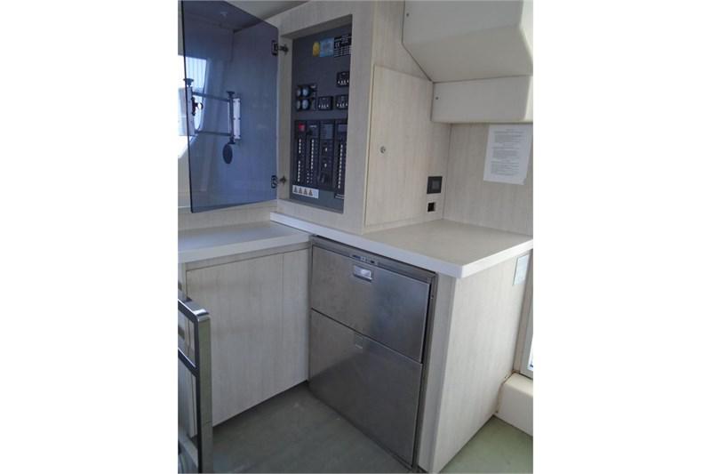 Book yachts online - False - Leopard 48 (4+1Cab) - Seas the Day - rent