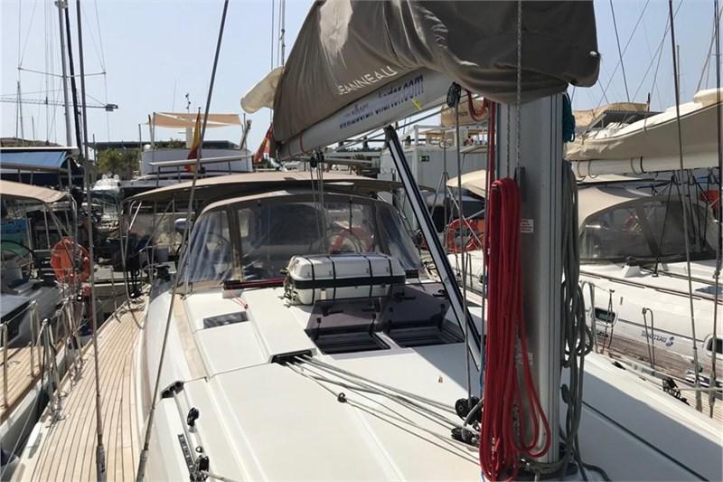 Book yachts online - False - Sun Odyssey 519 (5Cab) - Alboran Cognac (Radazul) - rent