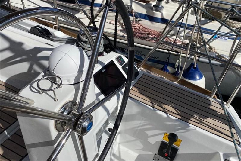 Book yachts online - False - Sun Odyssey 519 (5Cab) - Alboran Pacharán (Radazul) - rent