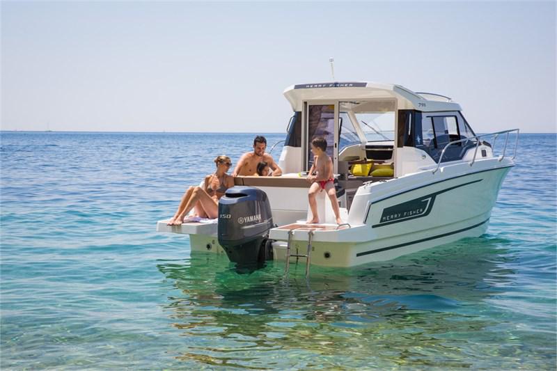 Book yachts online - False - Merry Fisher 795 - Nemo - rent