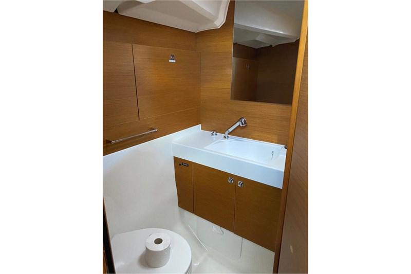 Book yachts online - False - Sun Odyssey 519 (5Cab) - Alboran Pacharán (Mallorca/La Lonja) - rent