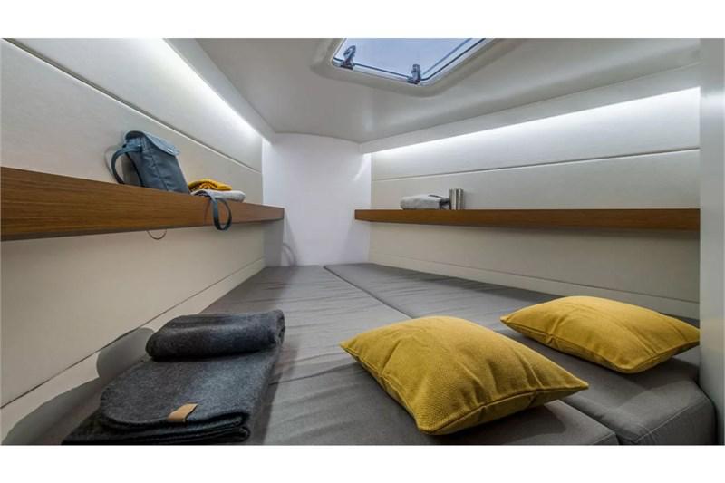 Book yachts online - False - First 36 (3Cab) - Katina - rent