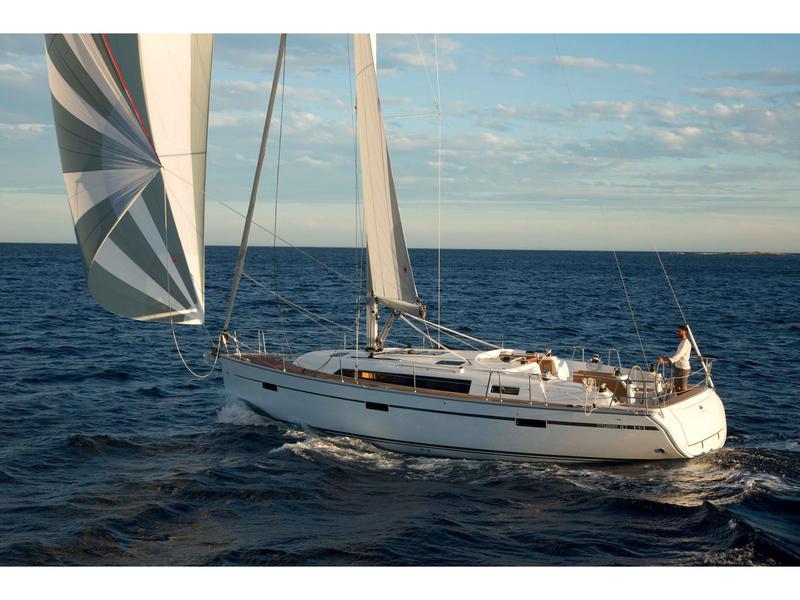 Book yachts online - sailboat - Bavaria 41 BT '15 - Lucky - rent