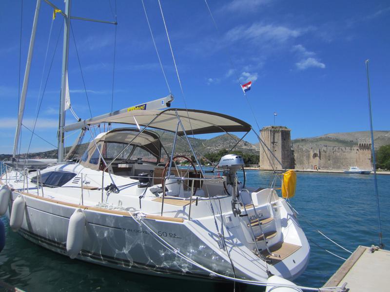 Book yachts online - sailboat - Sun Odyssey 50DS - Bonaca - rent
