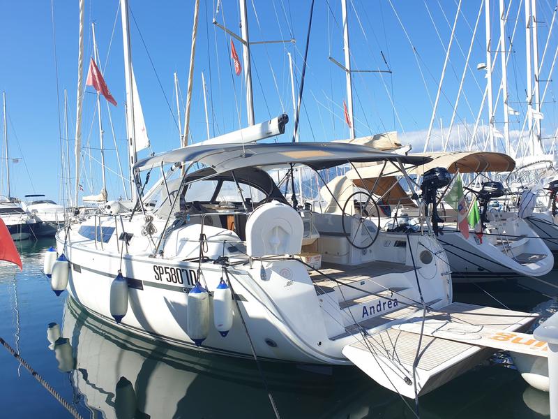 Book yachts online - sailboat - Bavaria Cruiser 46 - Andrea - rent