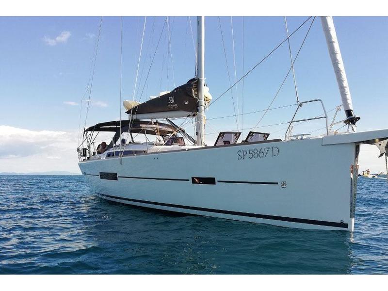 Book yachts online - sailboat - Dufour 520 Grand Large - Euribia - rent