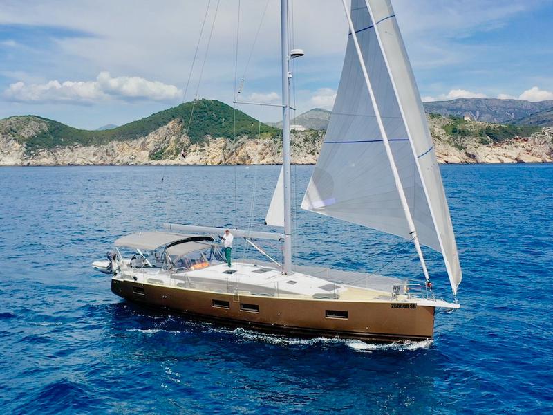 Book yachts online - sailboat - Jeanneau 51 - KATRINA - rent