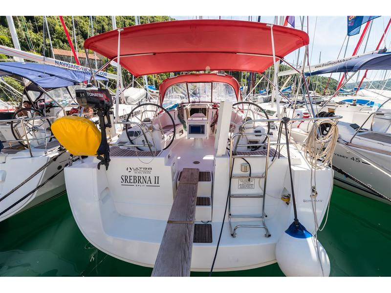 Book yachts online - sailboat - Oceanis 43 - SREBRNA II - rent