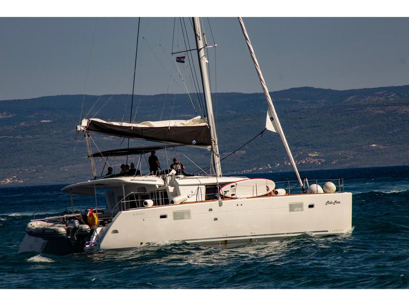Book yachts online - catamaran - Lagoon 450 F - MALA MARE - rent