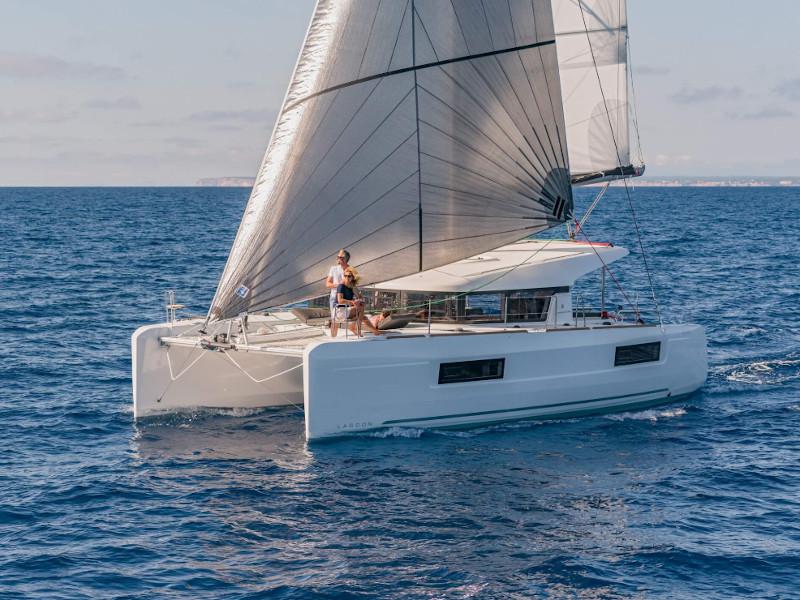 Book yachts online - catamaran - Lagoon 40 - Tortilla Flat - rent