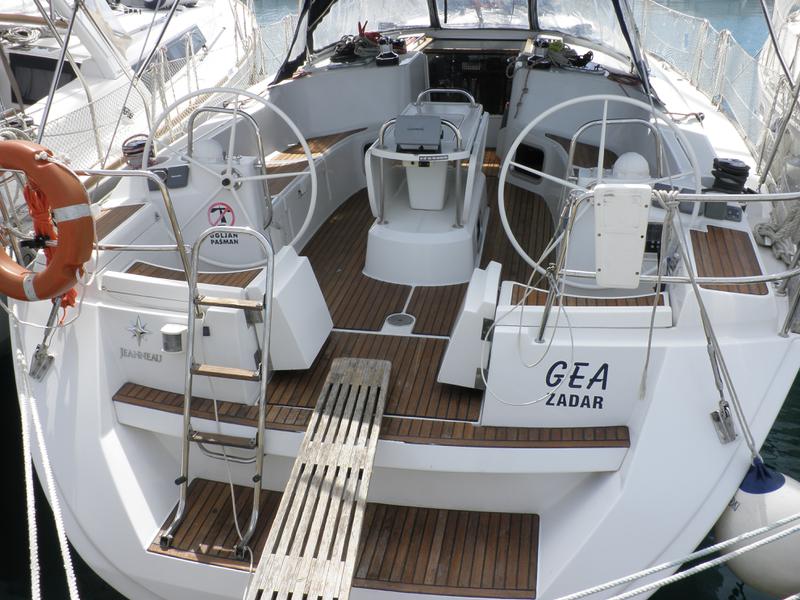 Book yachts online - sailboat - Sun Odyssey 44i - GEA - rent