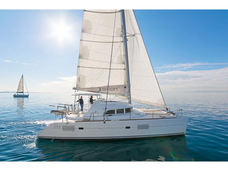Book yachts online - catamaran - Lagoon 380 S2 - Cataki - rent