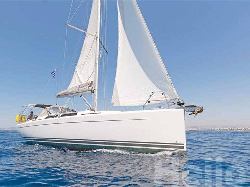 Book yachts online - sailboat - Hanse 345 - Heijo - rent