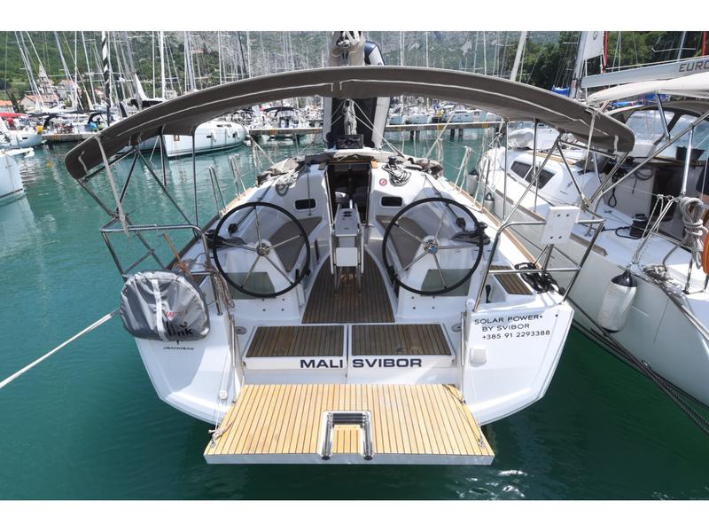 Book yachts online - sailboat - Sun Odyssey 349 - Mali Svibor - rent