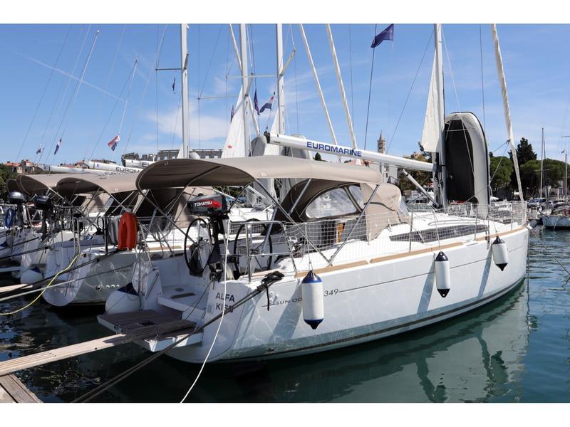 Book yachts online - sailboat - Sun Odyssey 349 - Alfa Kiss - rent