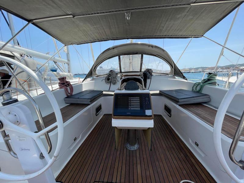 Book yachts online - sailboat - Bavaria Cruiser 51 - Anemone - rent