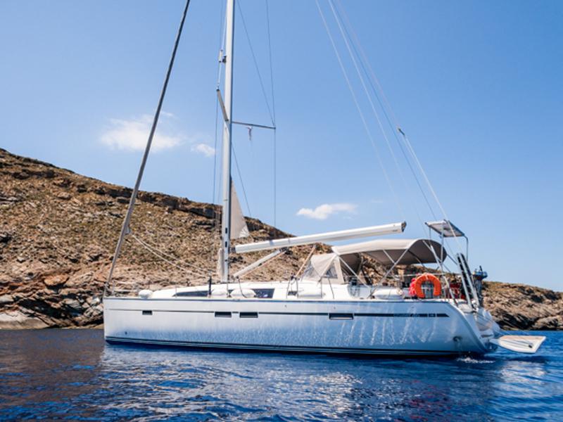 Book yachts online - sailboat - Bavaria 46 Cruiser - Ioli (New Sails 2022) - rent
