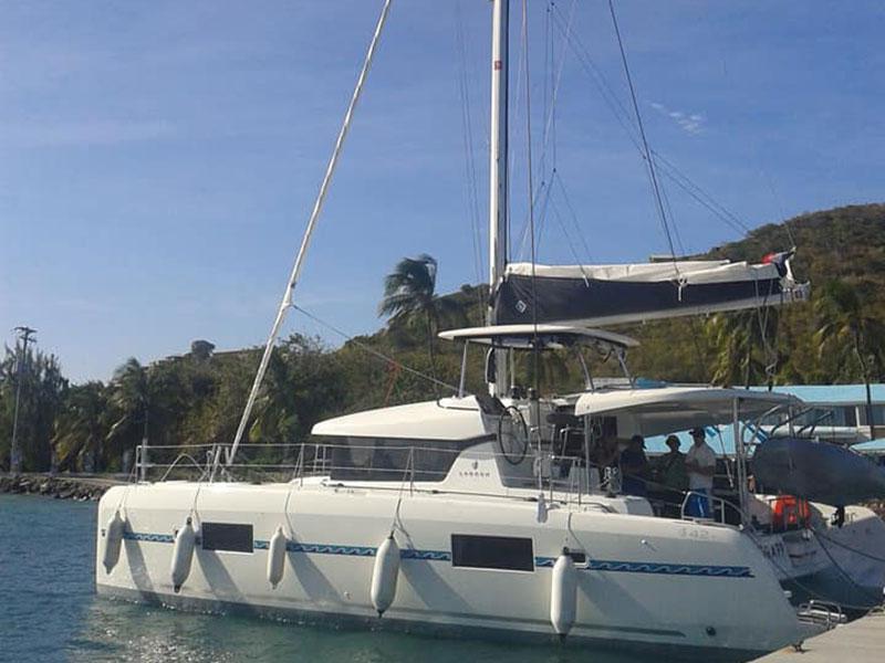 Book yachts online - catamaran - Lagoon 42 - Utopia - rent