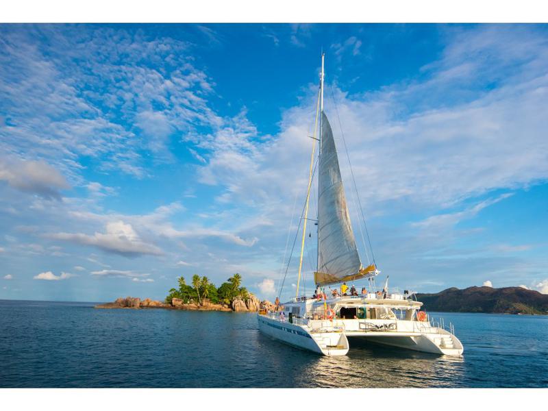 Book yachts online - catamaran - Mojito 78 - incl. crew &amp; full board - Le Gauguin - rent