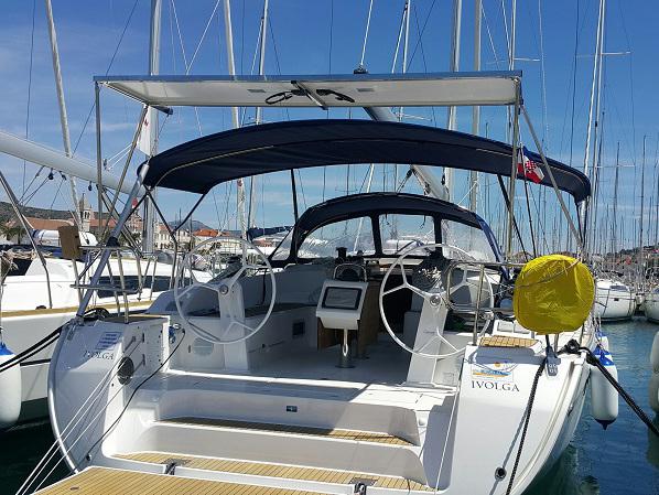 Book yachts online - sailboat - Bavaria Cruiser 51 - Ivolga - rent