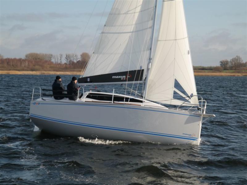 Book yachts online - sailboat - Maxus evo 24 Standard - MONSOON - rent