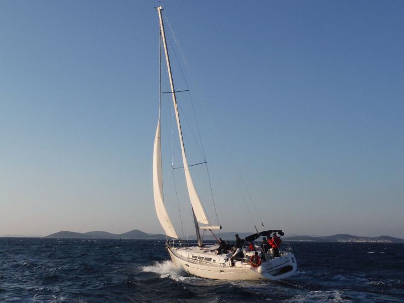 Book yachts online - sailboat - Sun Odyssey 45 - Spring - rent