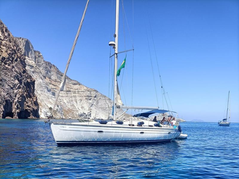Book yachts online - sailboat - Bavaria 46 Cruiser - ALYA - rent