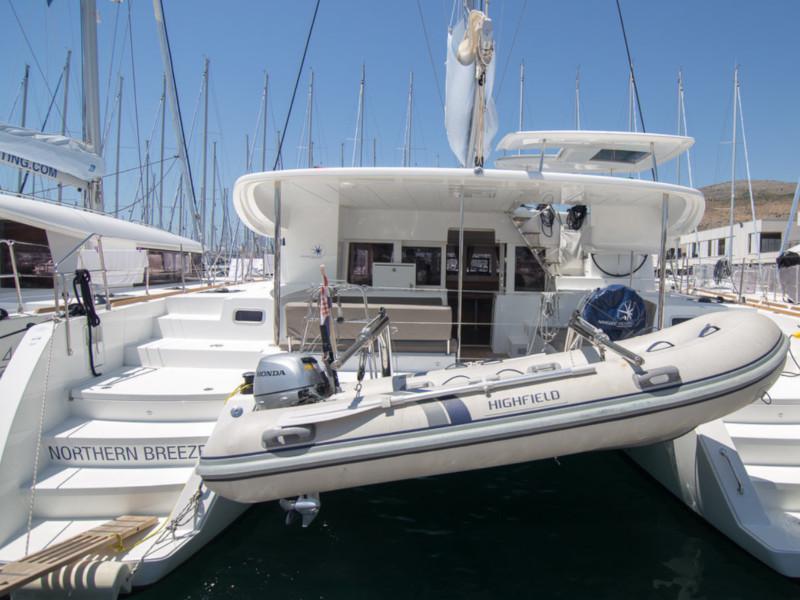 Book yachts online - catamaran - Lagoon 450 - Northern Breeze - rent