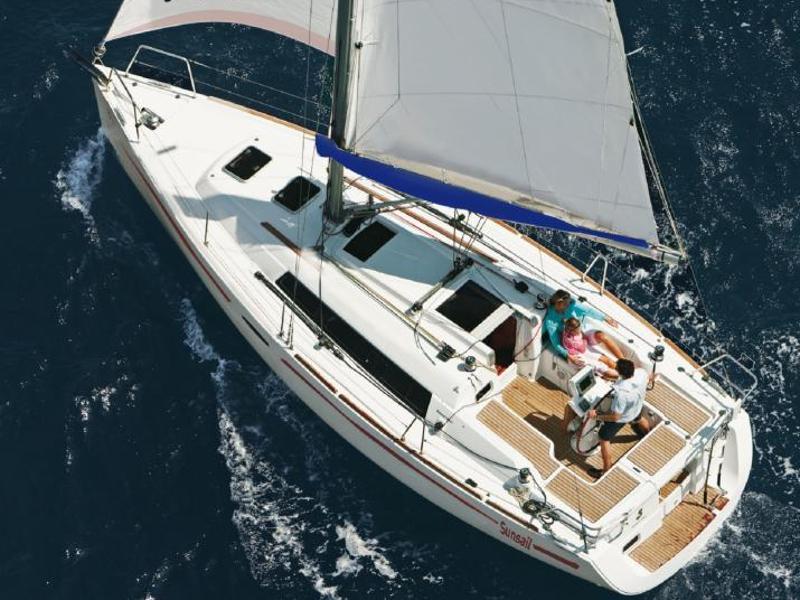 Book yachts online - sailboat - Sunsail 31 -  - rent
