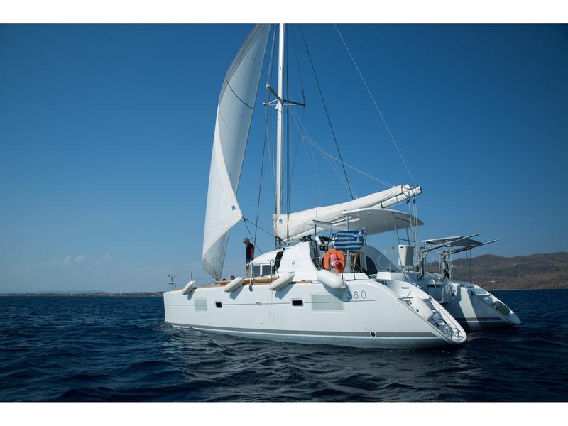 Book yachts online - catamaran - Lagoon 380 - Vienna | Solar Panel, Inverter - rent
